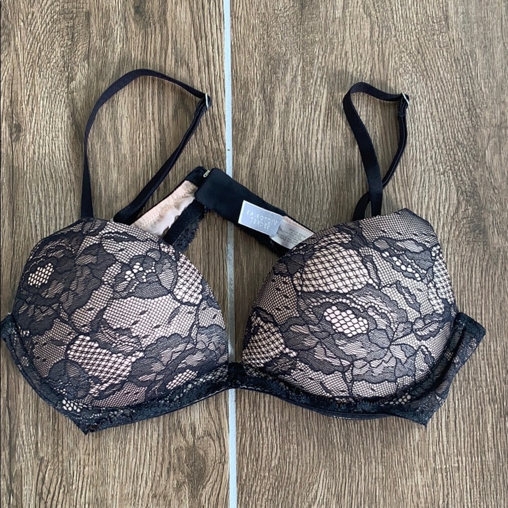 Victoria’s Secret BioFit Push-Up Bra Size 34B